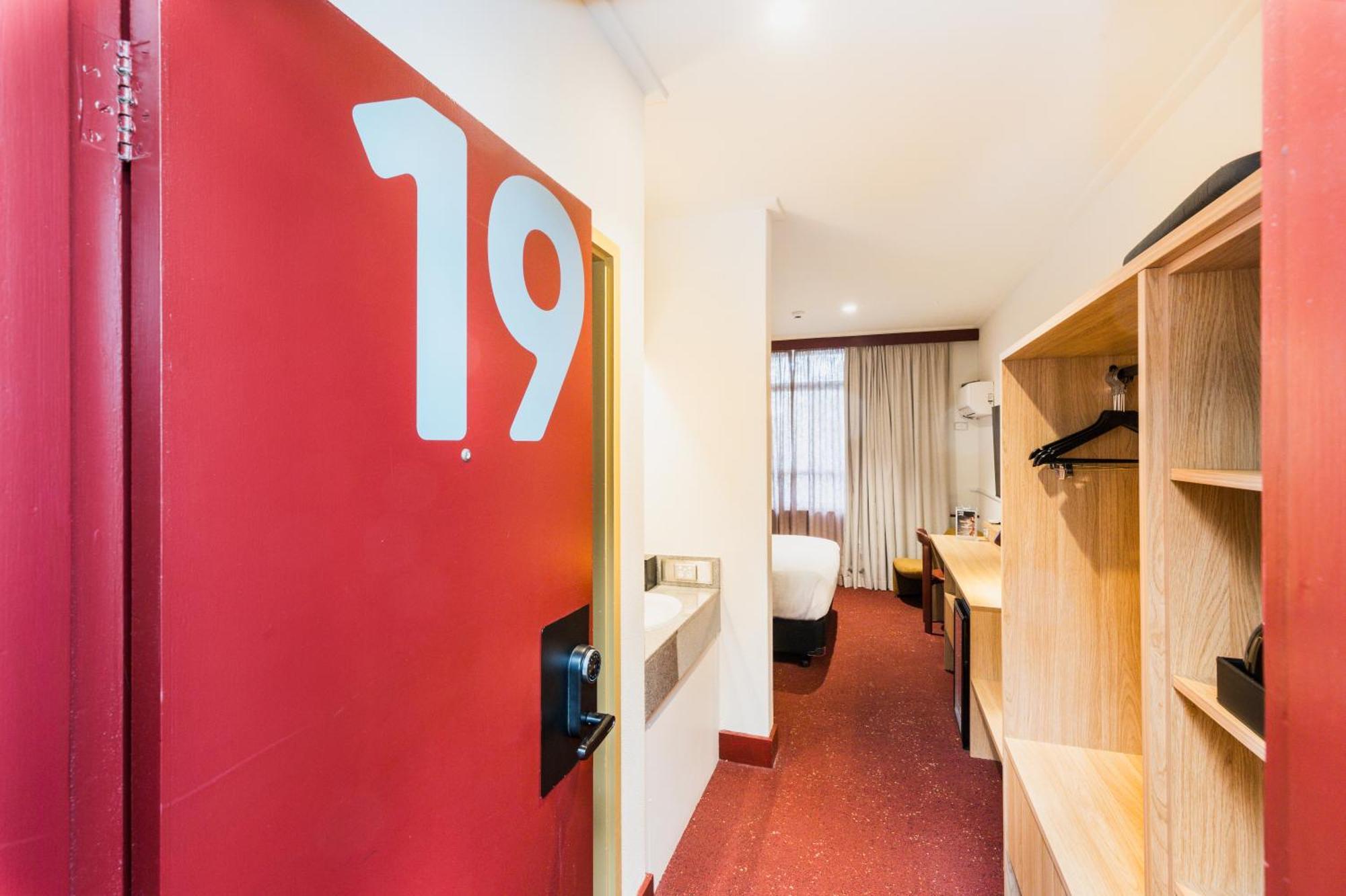 קנברה Statesman Hotel חדר תמונה